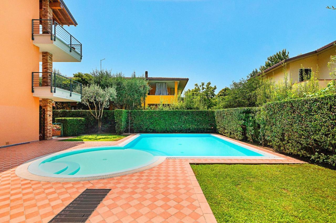 Annamaria 9 Apartment By Wonderful Italy Sirmione Extérieur photo